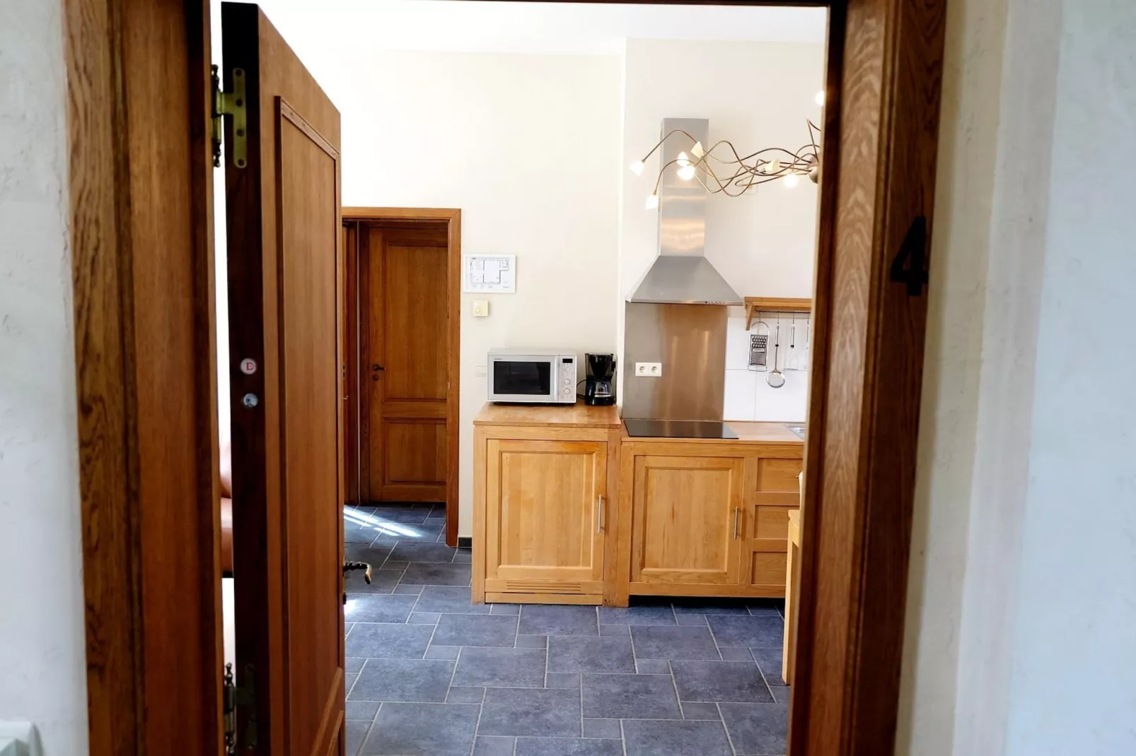 Studio voor twee Domaine Château Dieupart-Kitchen