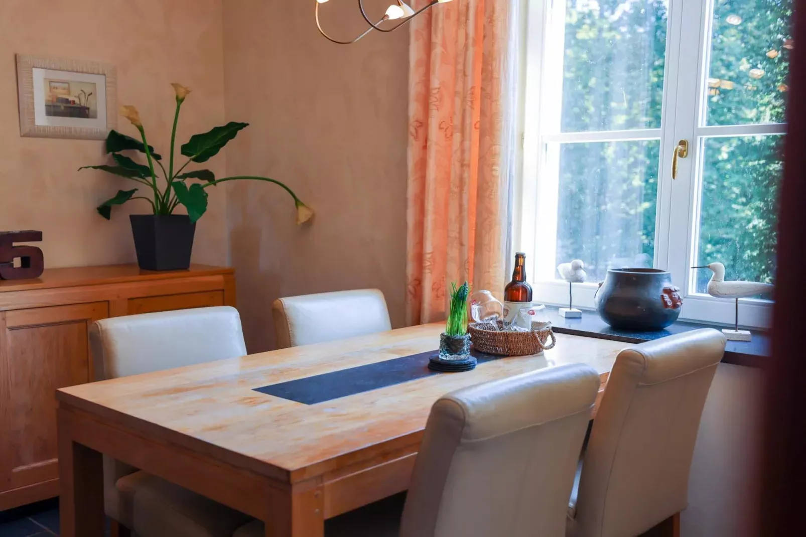 Appartement voor vier Domain Château Dieupart-Esszimmer