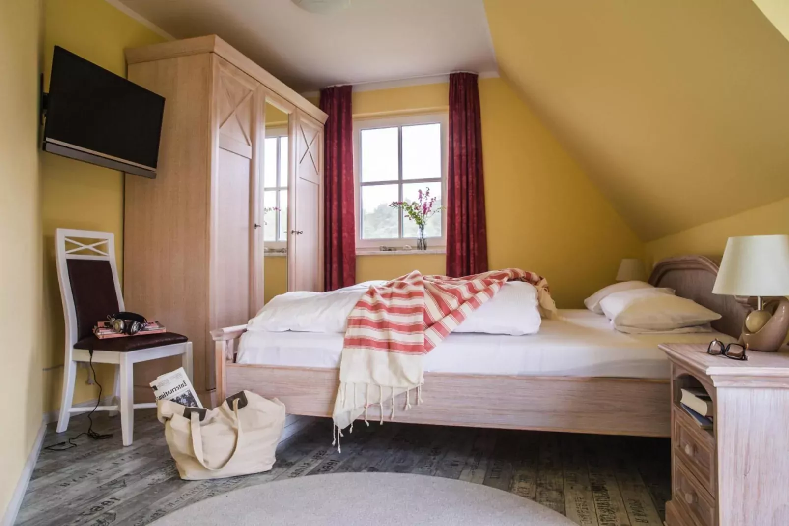 Schilfrohrsänger 39-Schlafzimmer