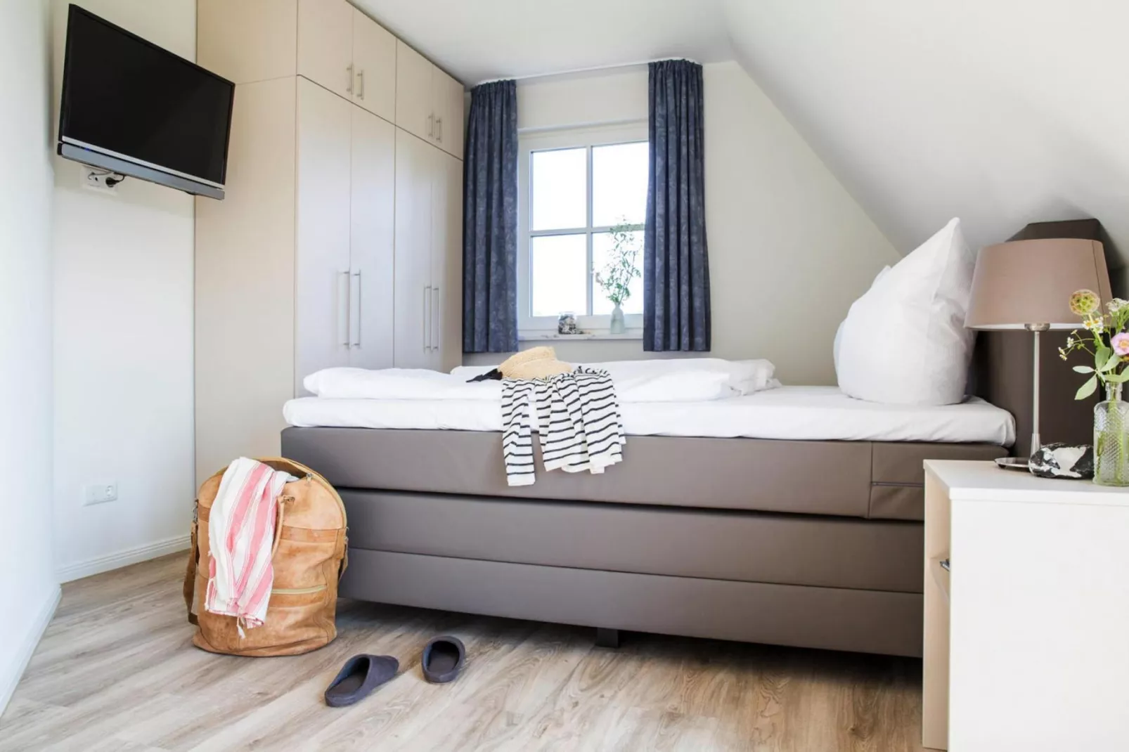 Schilfrohrsänger 51-Bedroom