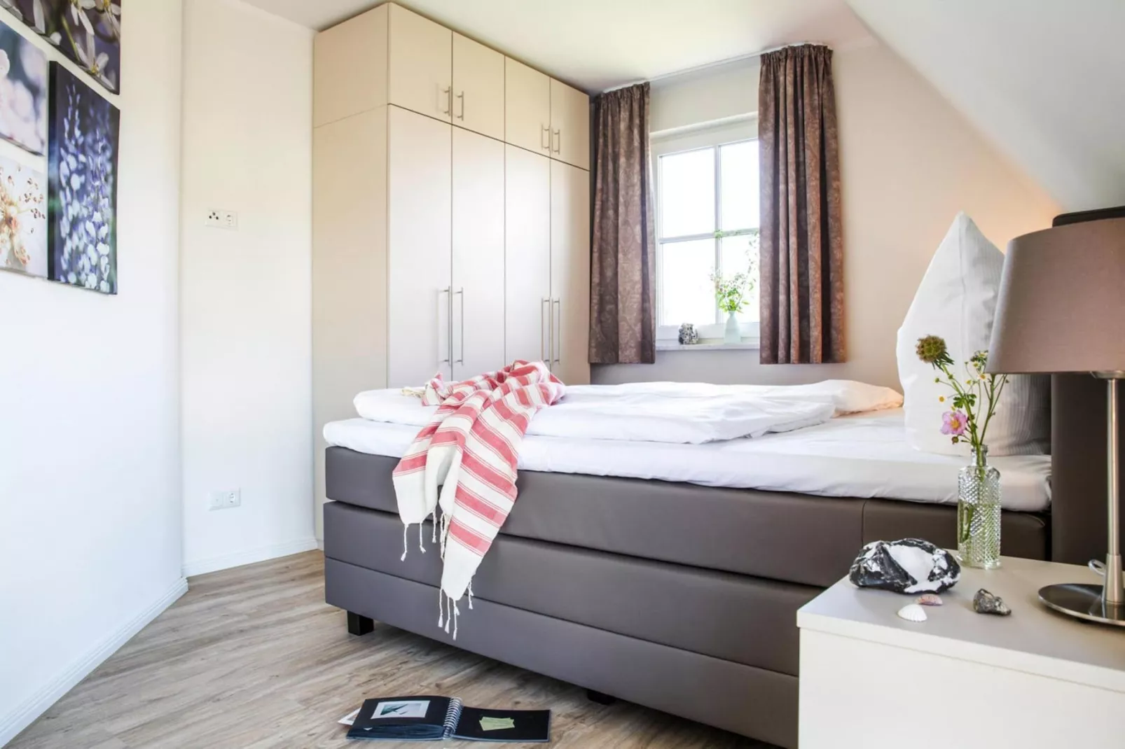 Schilfrohrsänger 51-Bedroom