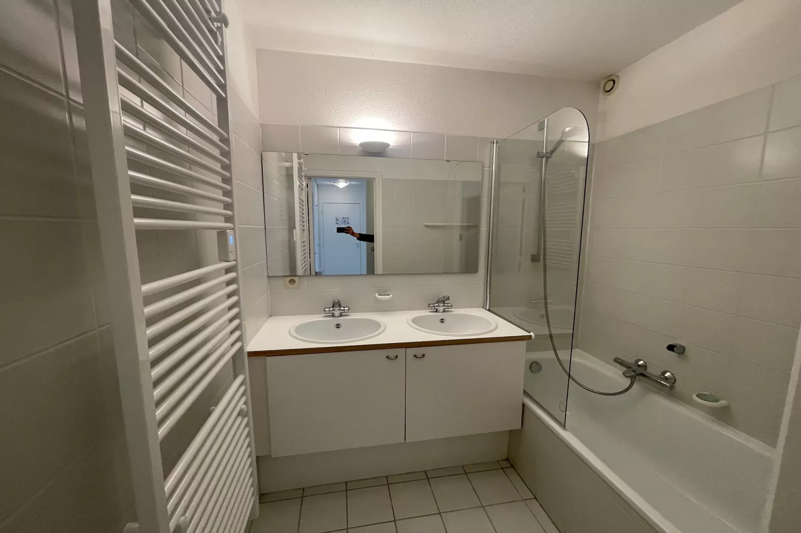 CAPE COD 201-Bathroom