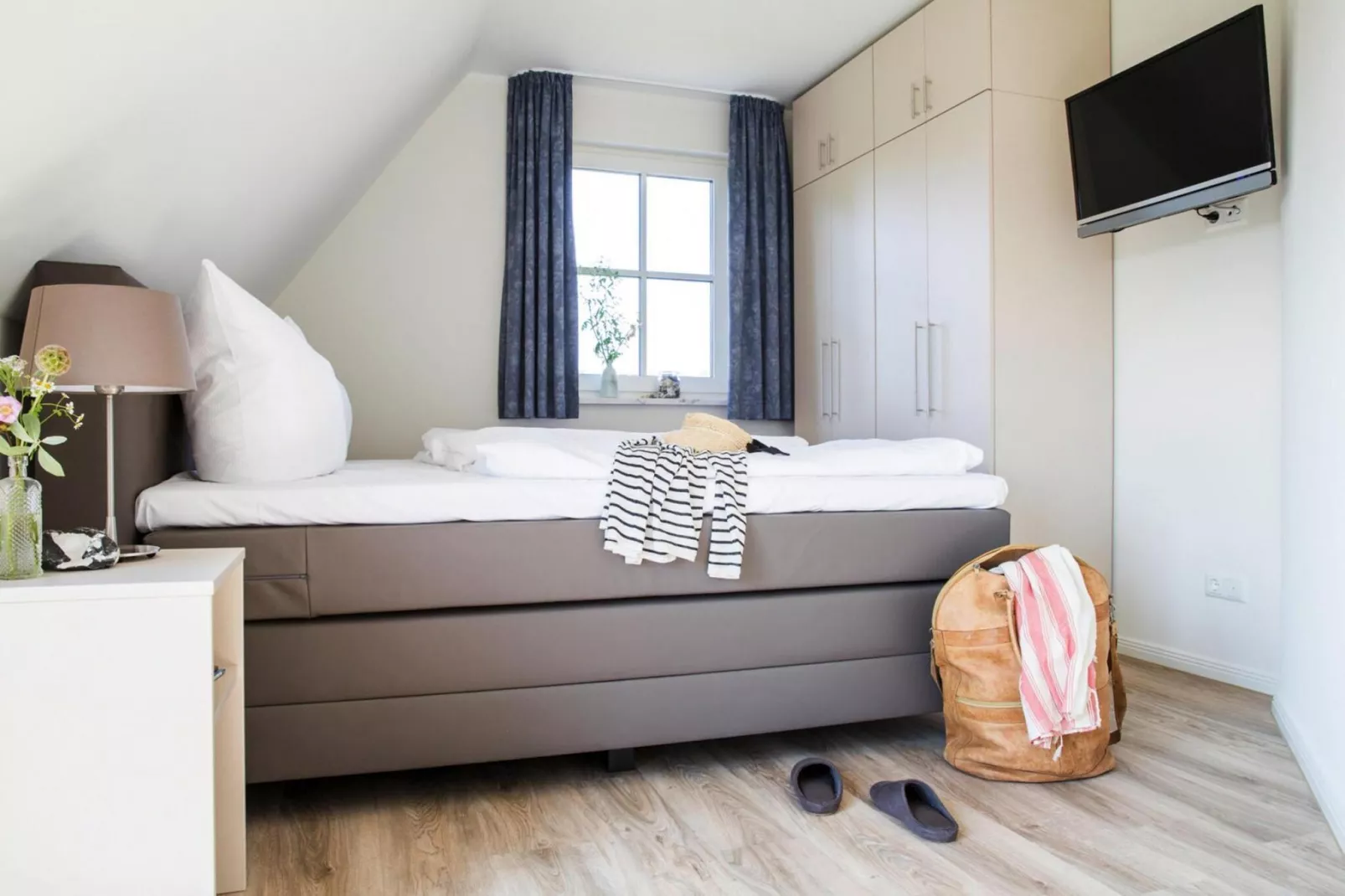 Schilfrohrsänger 51-Bedroom