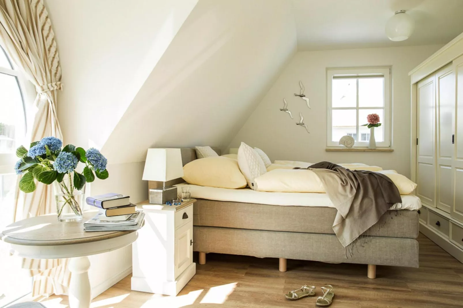 Schilfrohrsänger 61-Bedroom