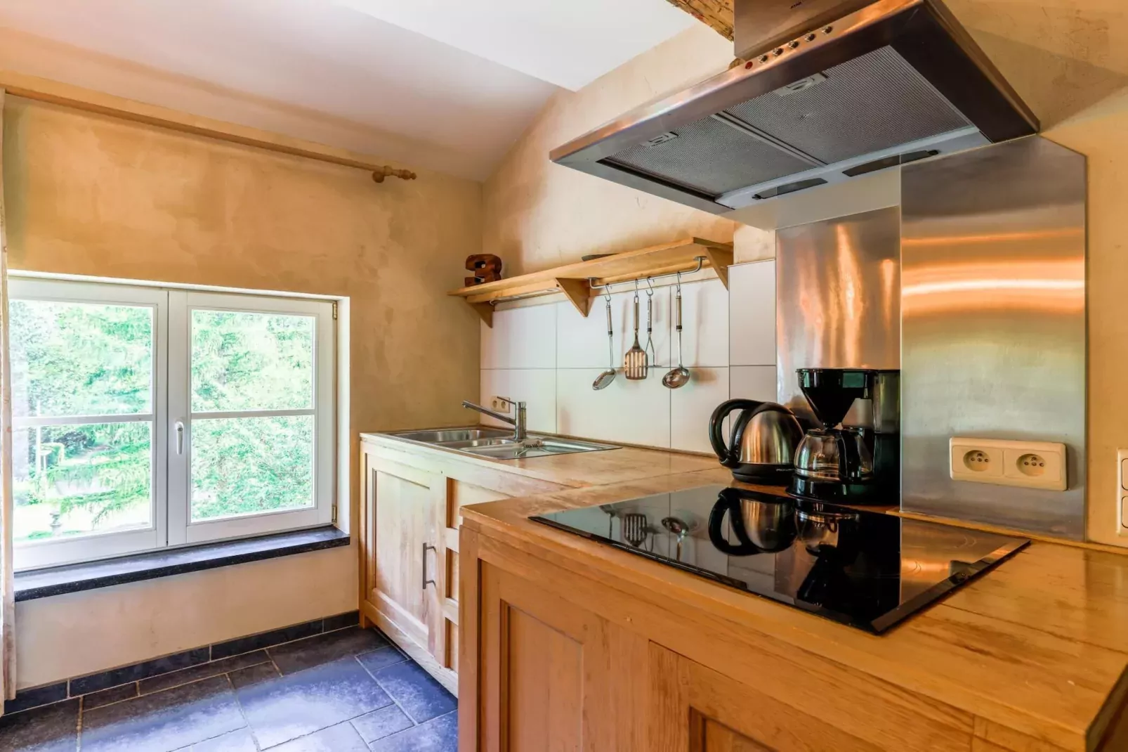 Appartement voor zes Domaine Château Dieupart-Cuisine