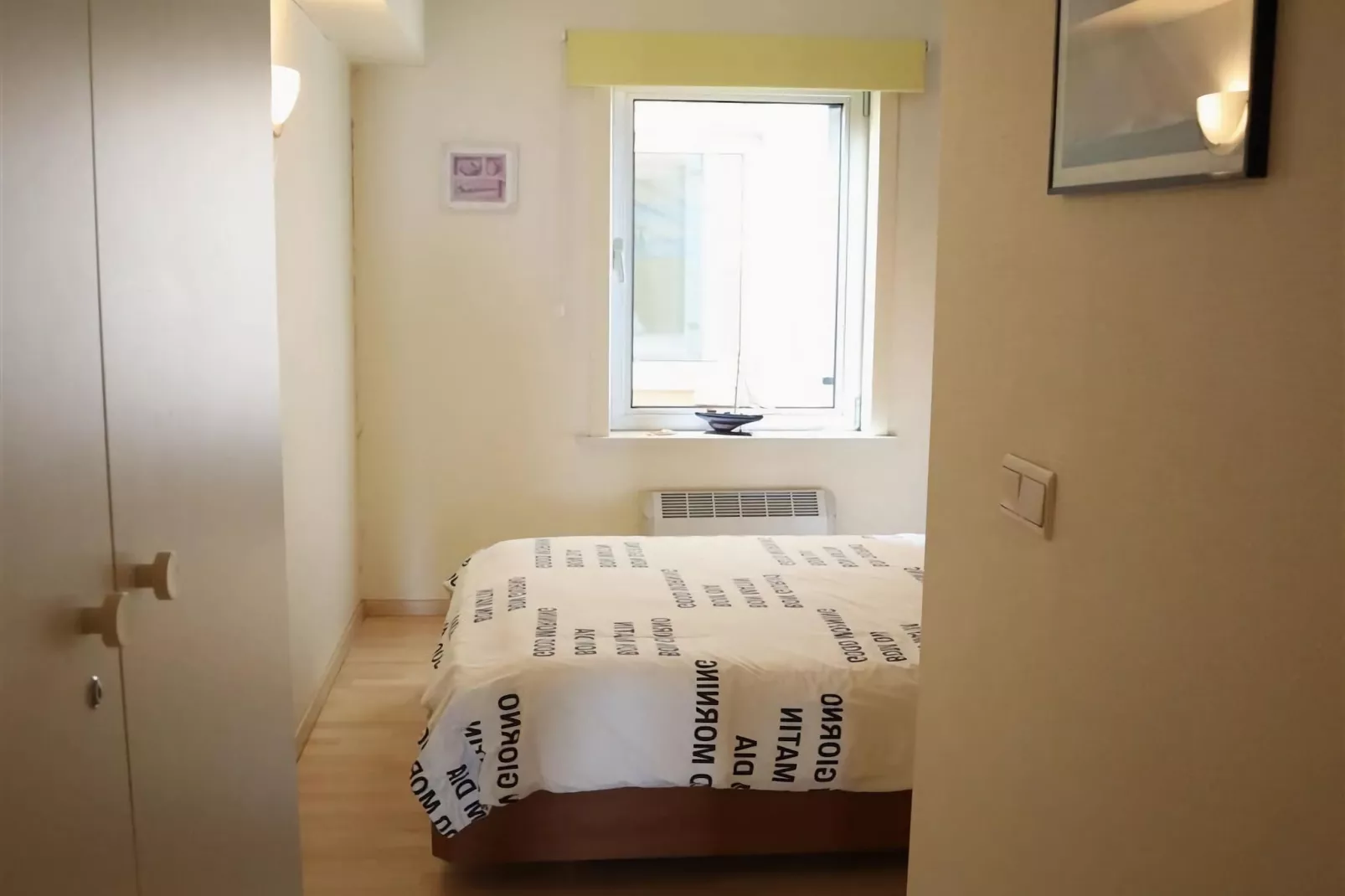 GOUNOD 201-Bedroom