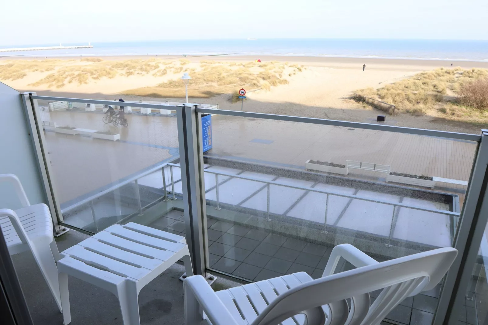 GOUNOD 201-Terrace balcony