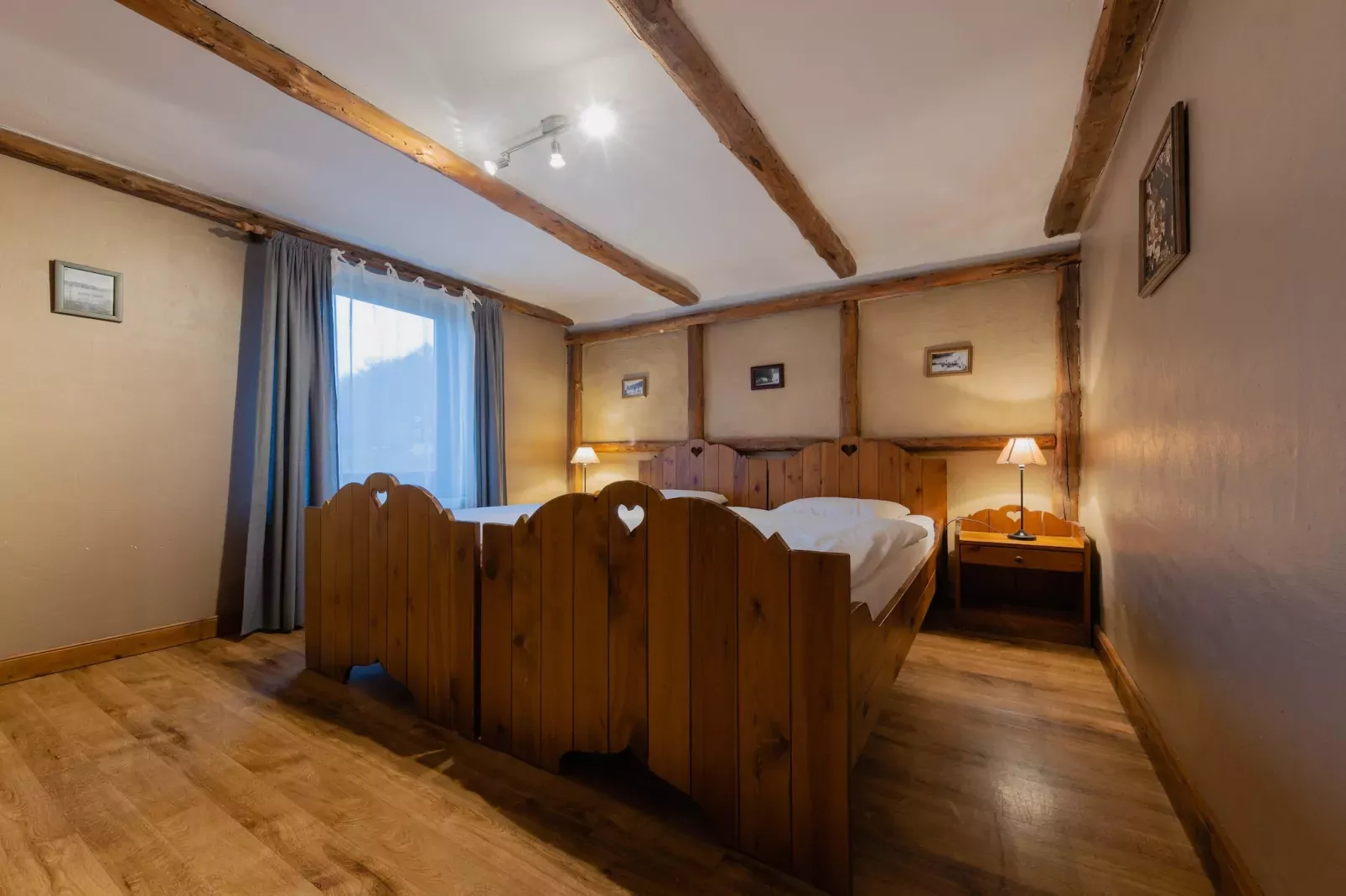 Les Vieilles Pierres-Chambre