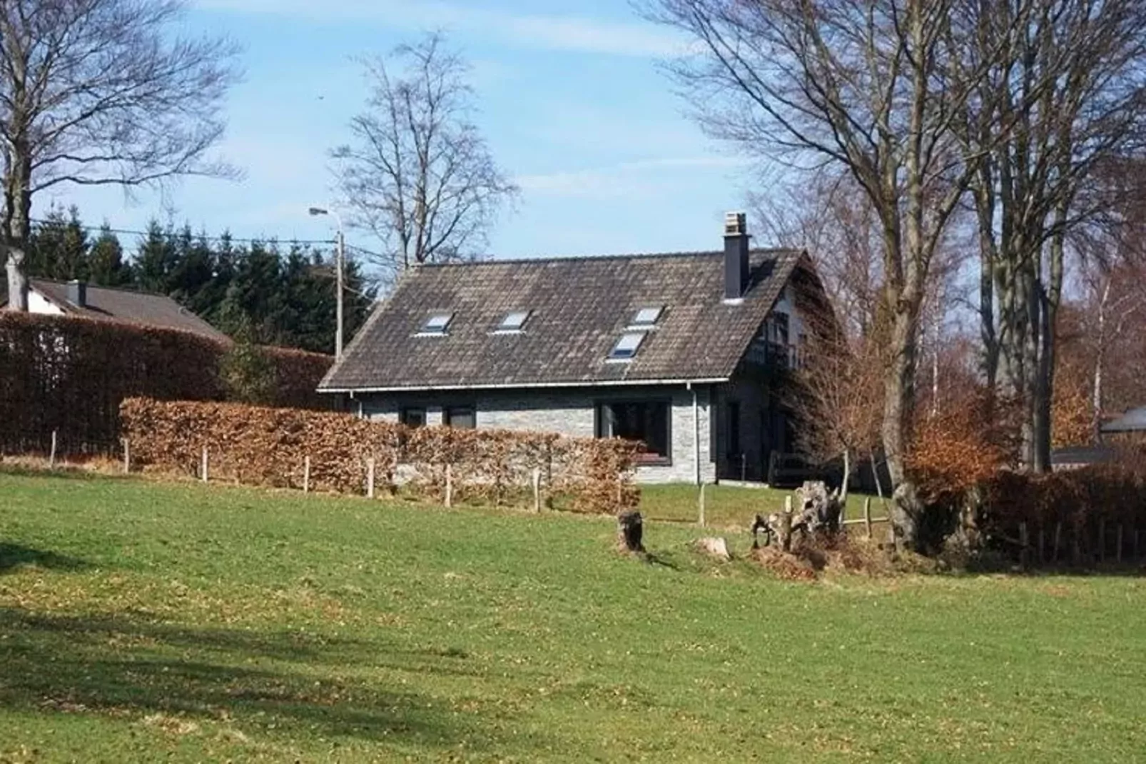 Au-dessus de la vallée-Atmosphere