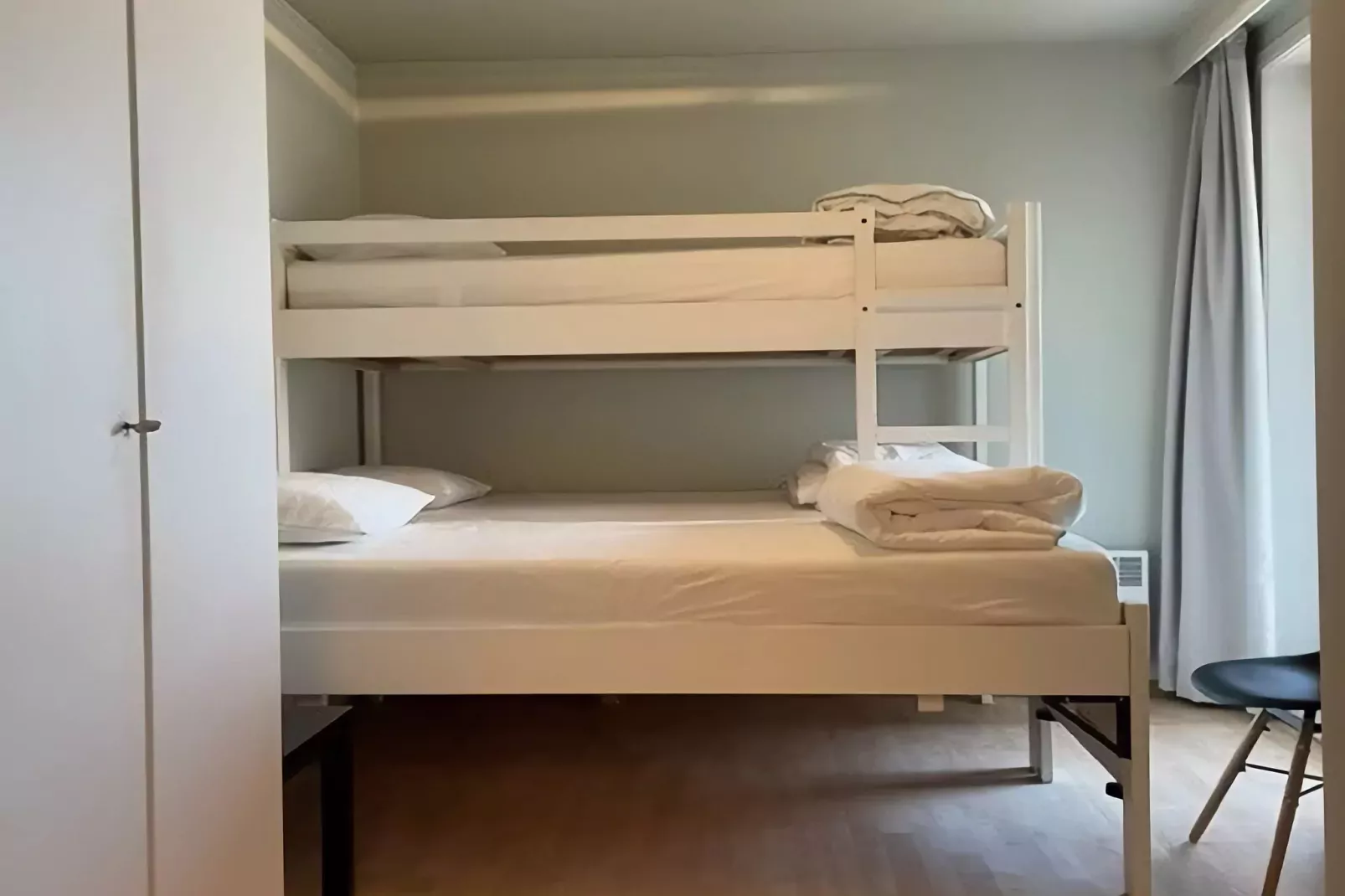 CASINO AB A1003GAR-Bedroom