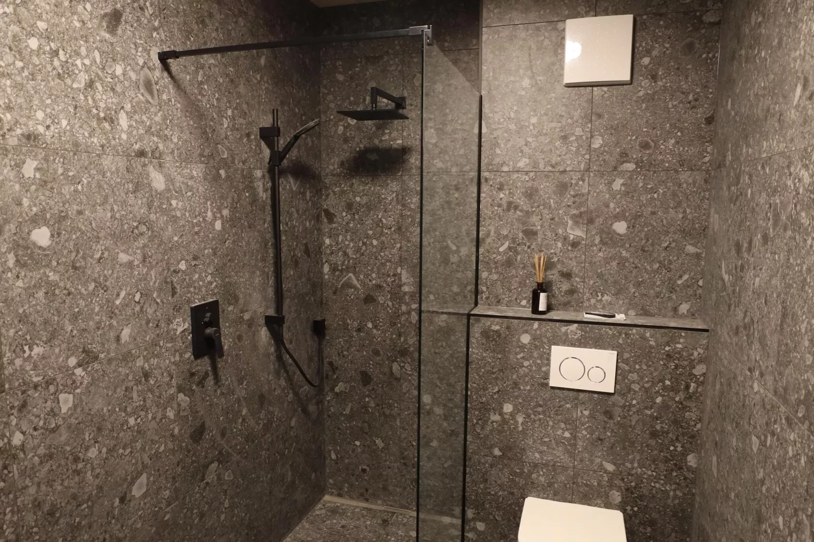 Penthouse in Mieders-Bathroom