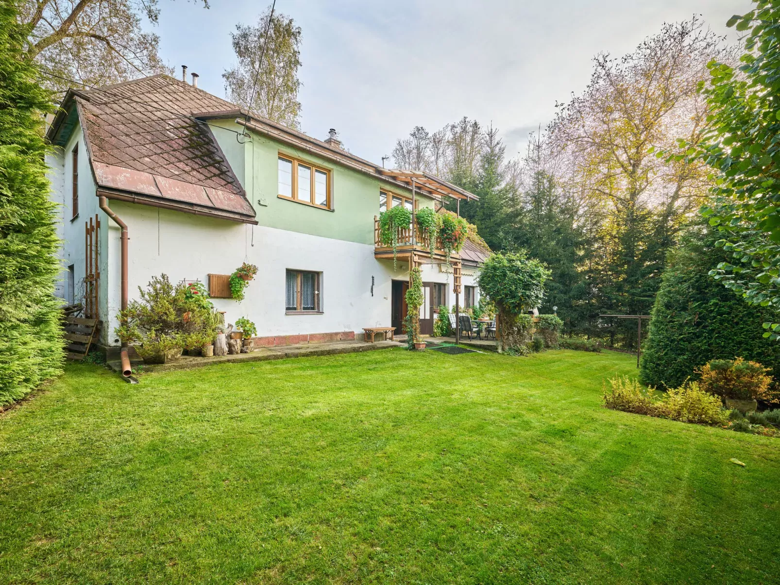 Horní Lánov-Outside