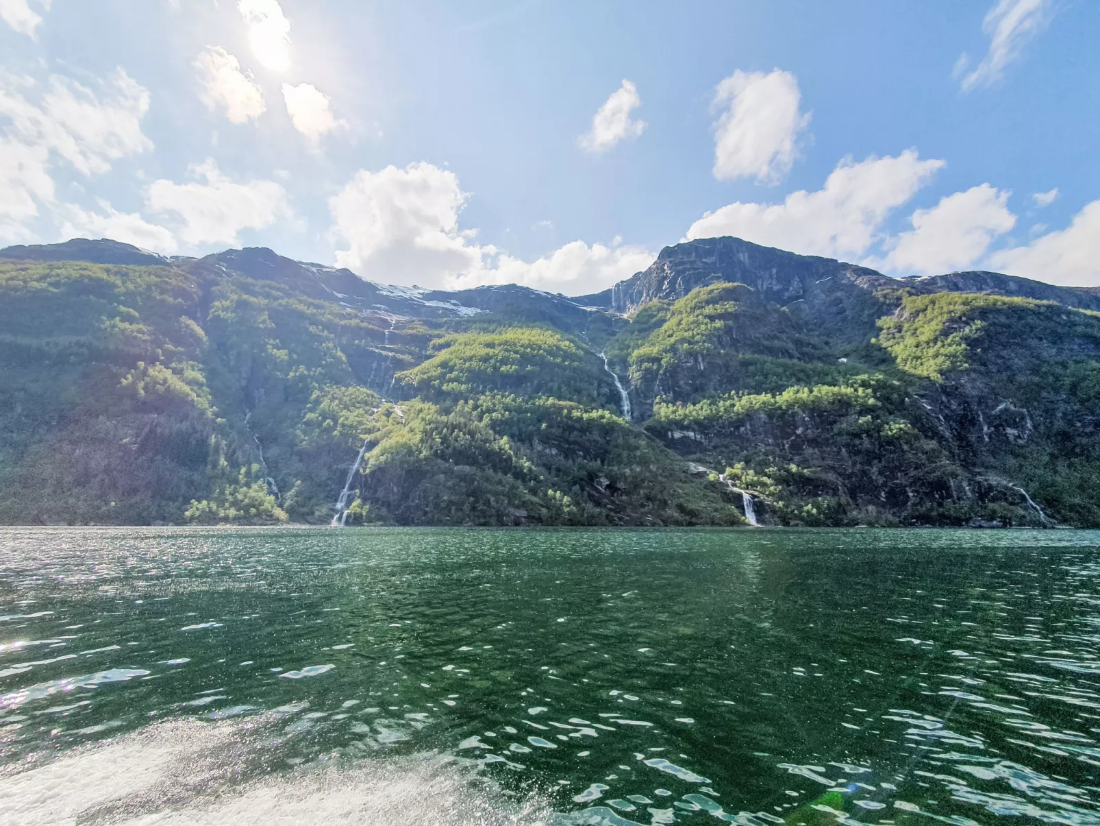 Ørviksnes-Outside