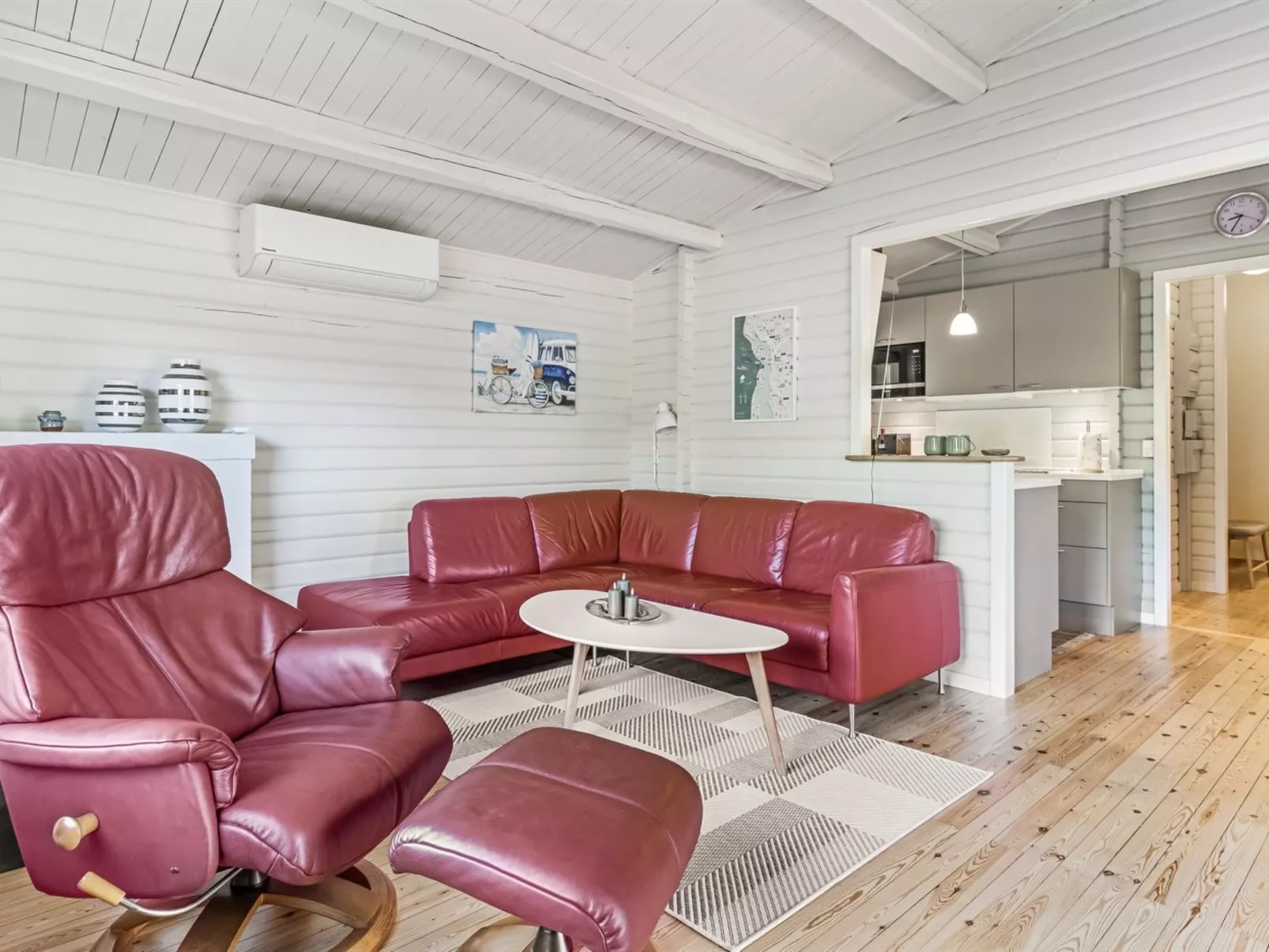 "Thorulf" - 3.5km from the sea-Drinnen