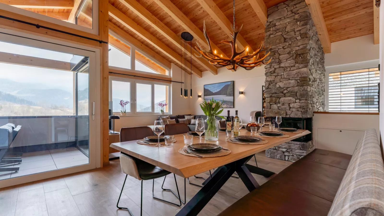 Grebenzen Lodge 44-Dining room