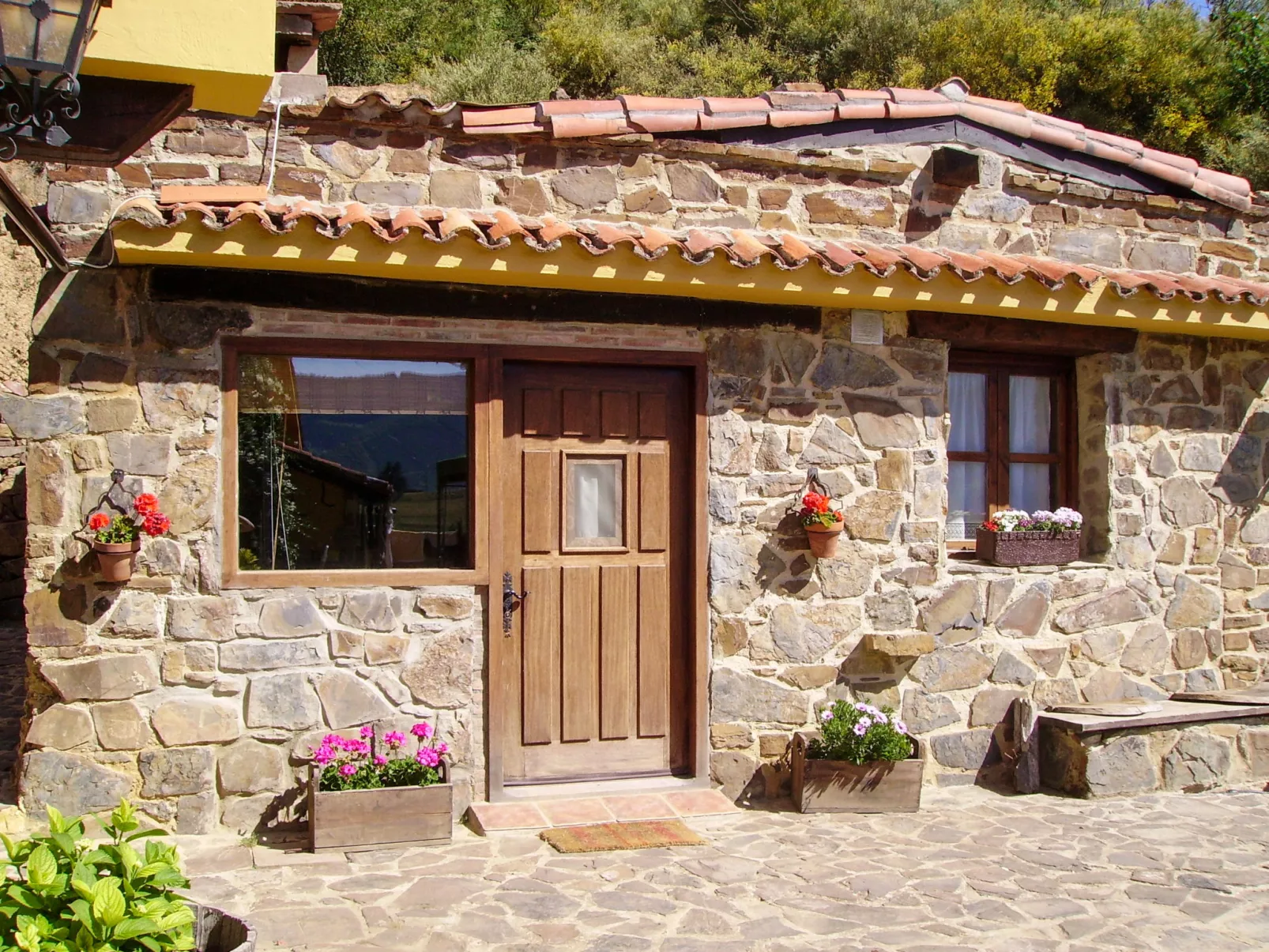 Potes Vinon - Cabaña-Outside
