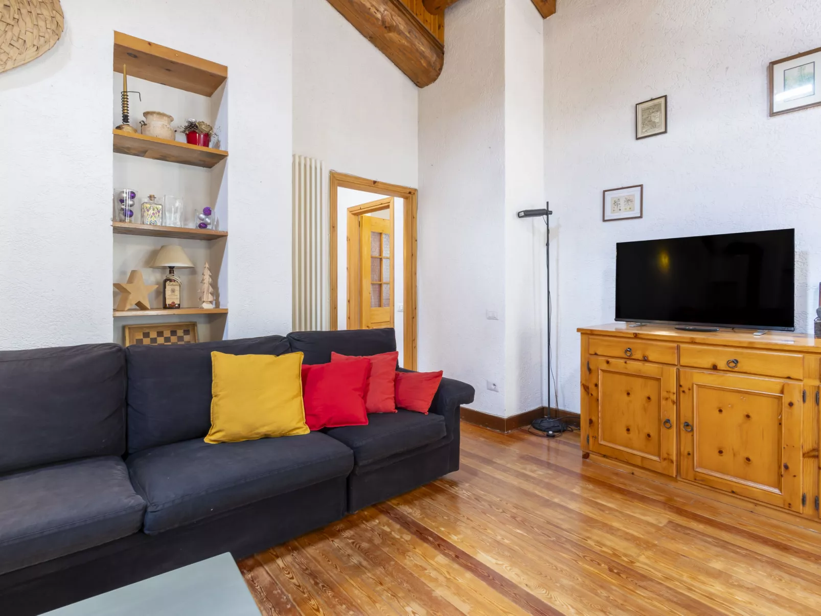 Isola di Madesimo Apartments-Inside