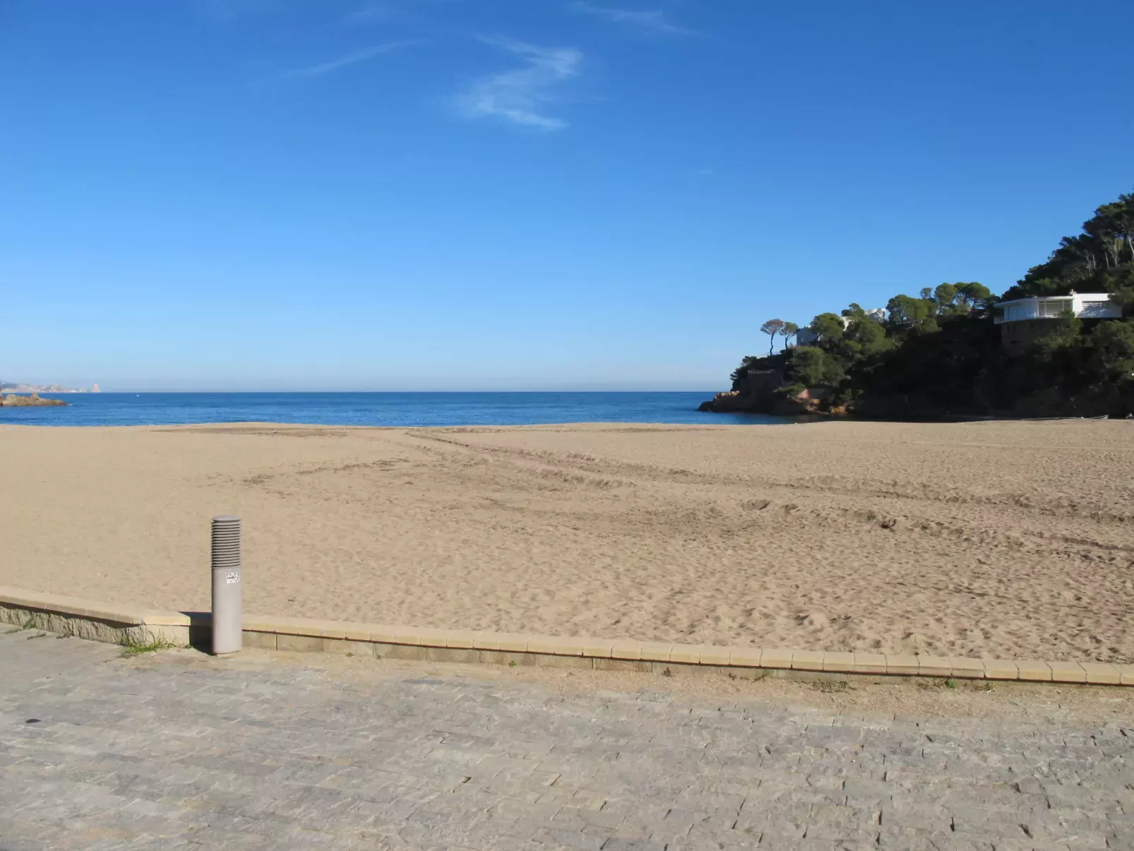 S'Esquirols Nº7 - Area