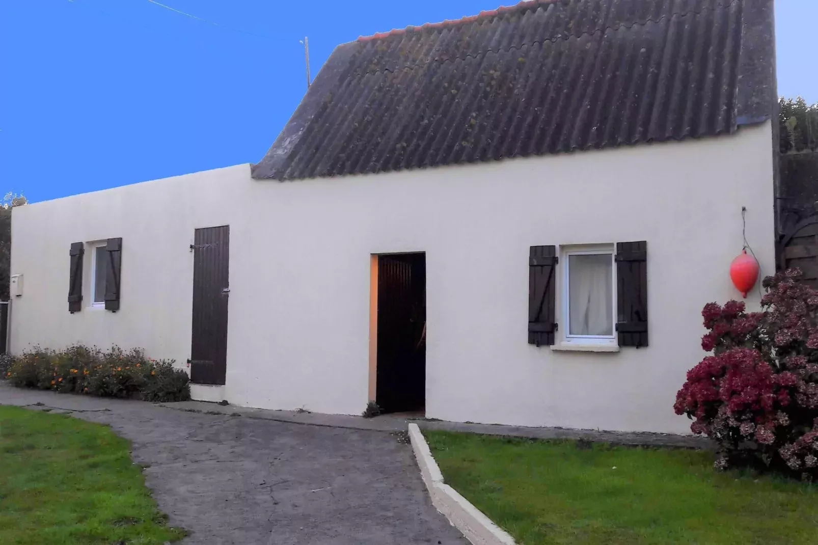 Holiday home Plogoff-Exterior summer