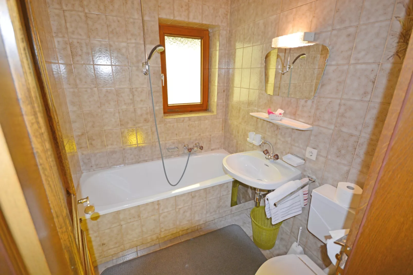 Lechner Arnika-Bathroom