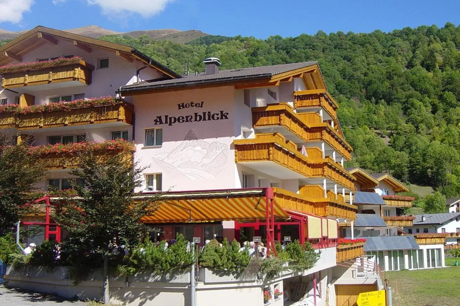 Chalet Jewel Triplex-Areas summer 5km