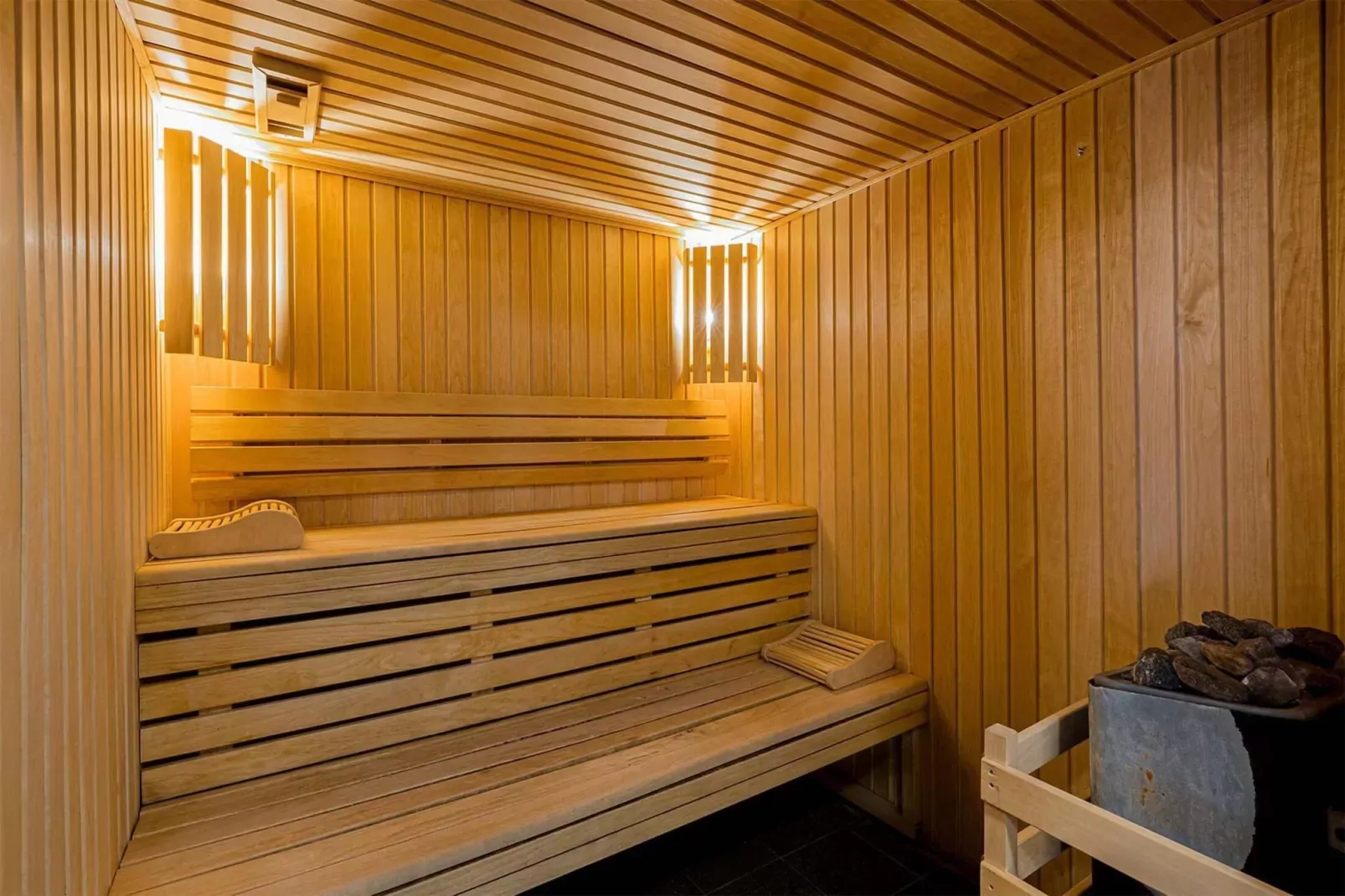 Les Epinettes 4-Recreation room