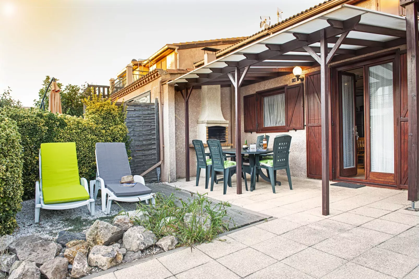 Domaine Les Tamaris et Les Portes du Soleil Portiragnes // Maison standard 3 chambres 7 pers-Exterior summer