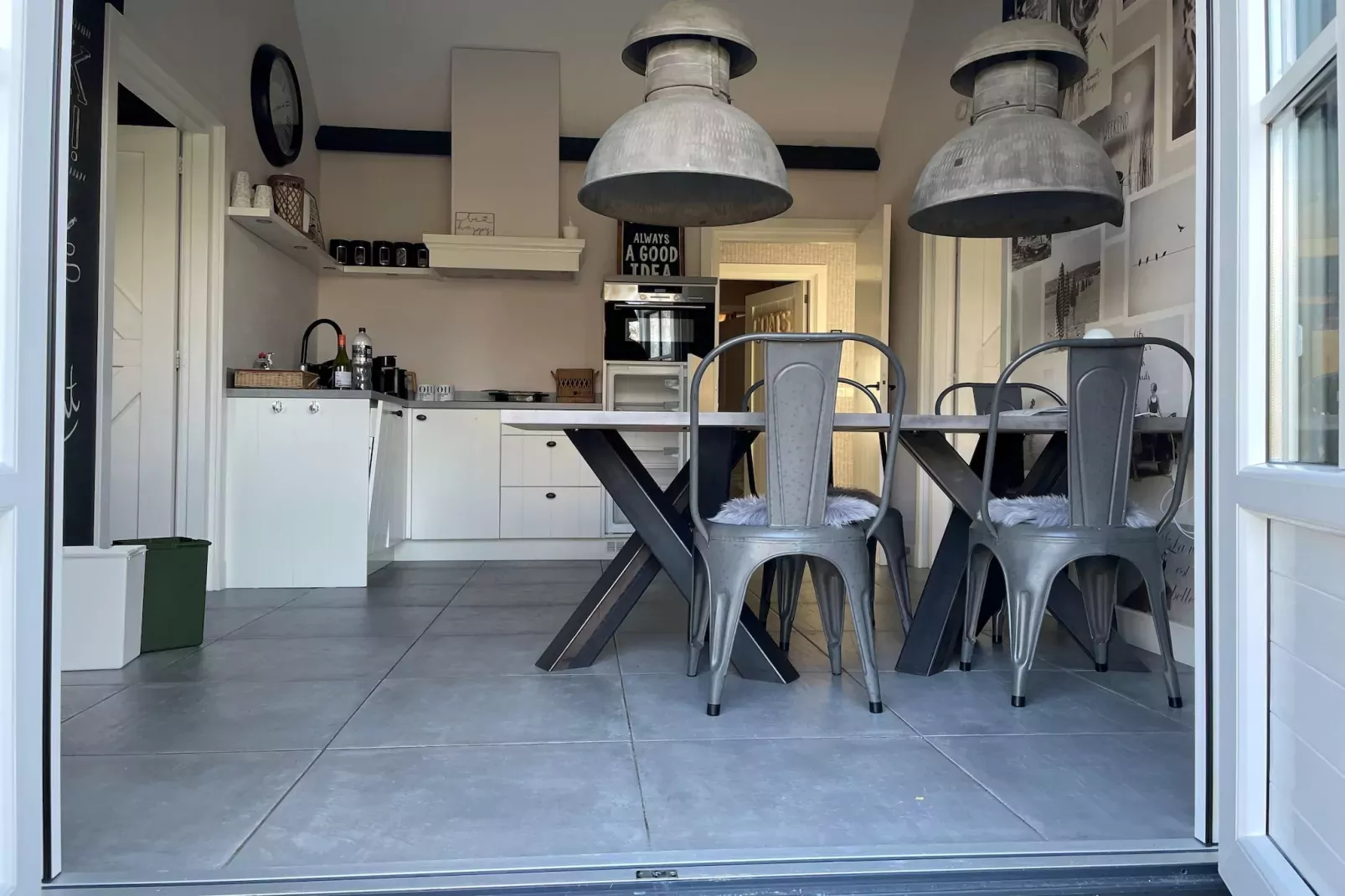 Vakantiehuis De Vlonder-Dining room