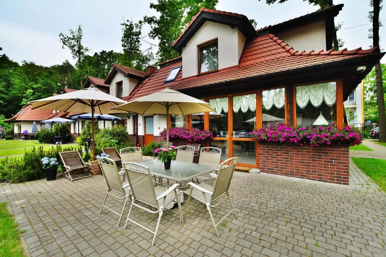 Apartamenty wakacyjne dla 3 osób Rewal-Exterior summer