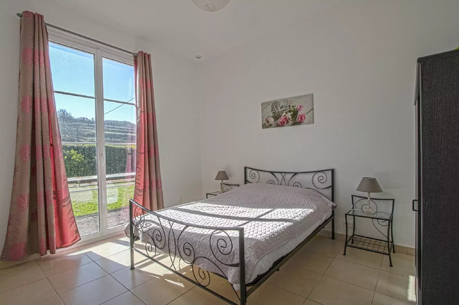 GUYBERNINE JARDIN-Bedroom