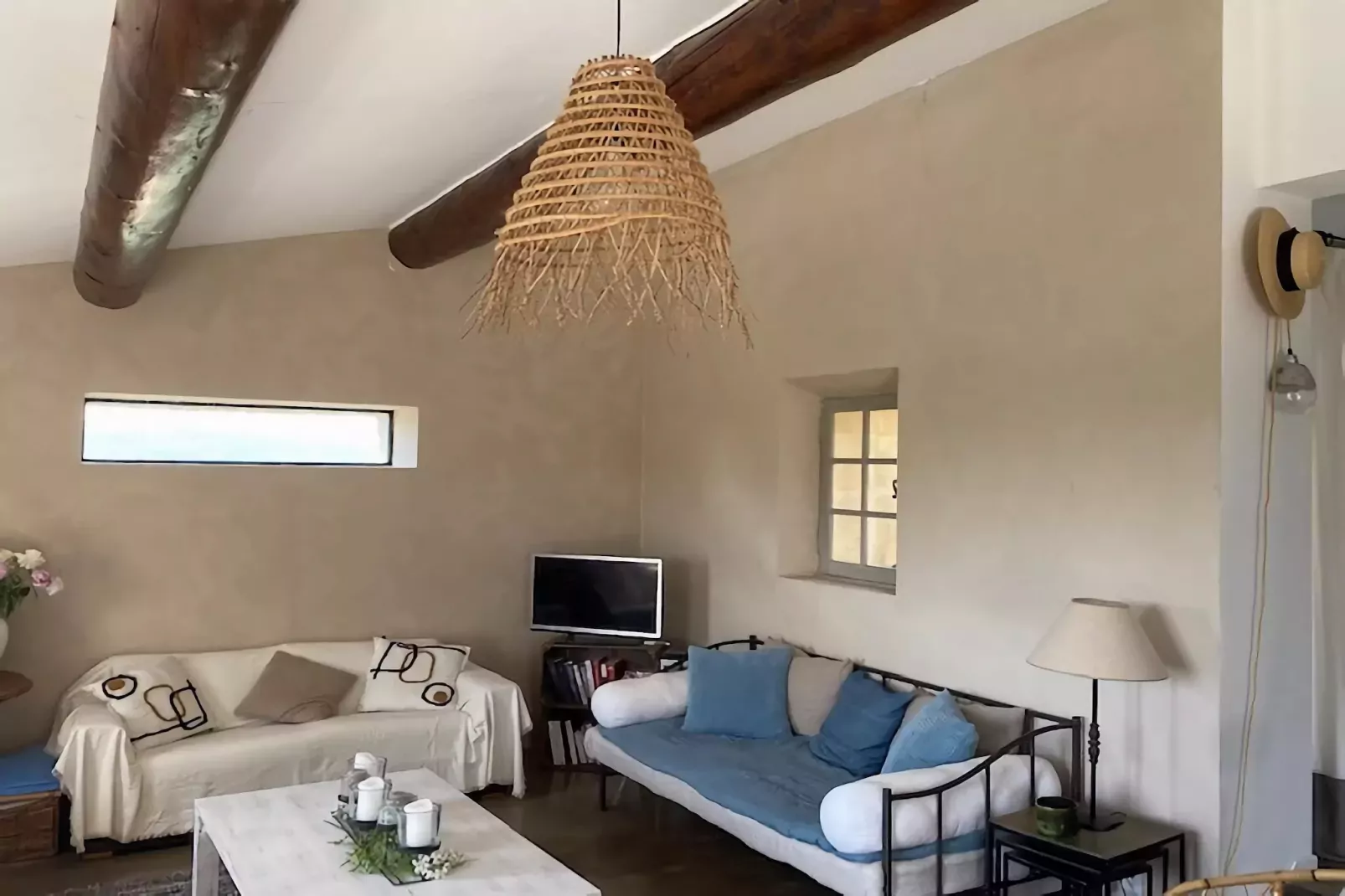 Villa 4 chambres-Wohnzimmer
