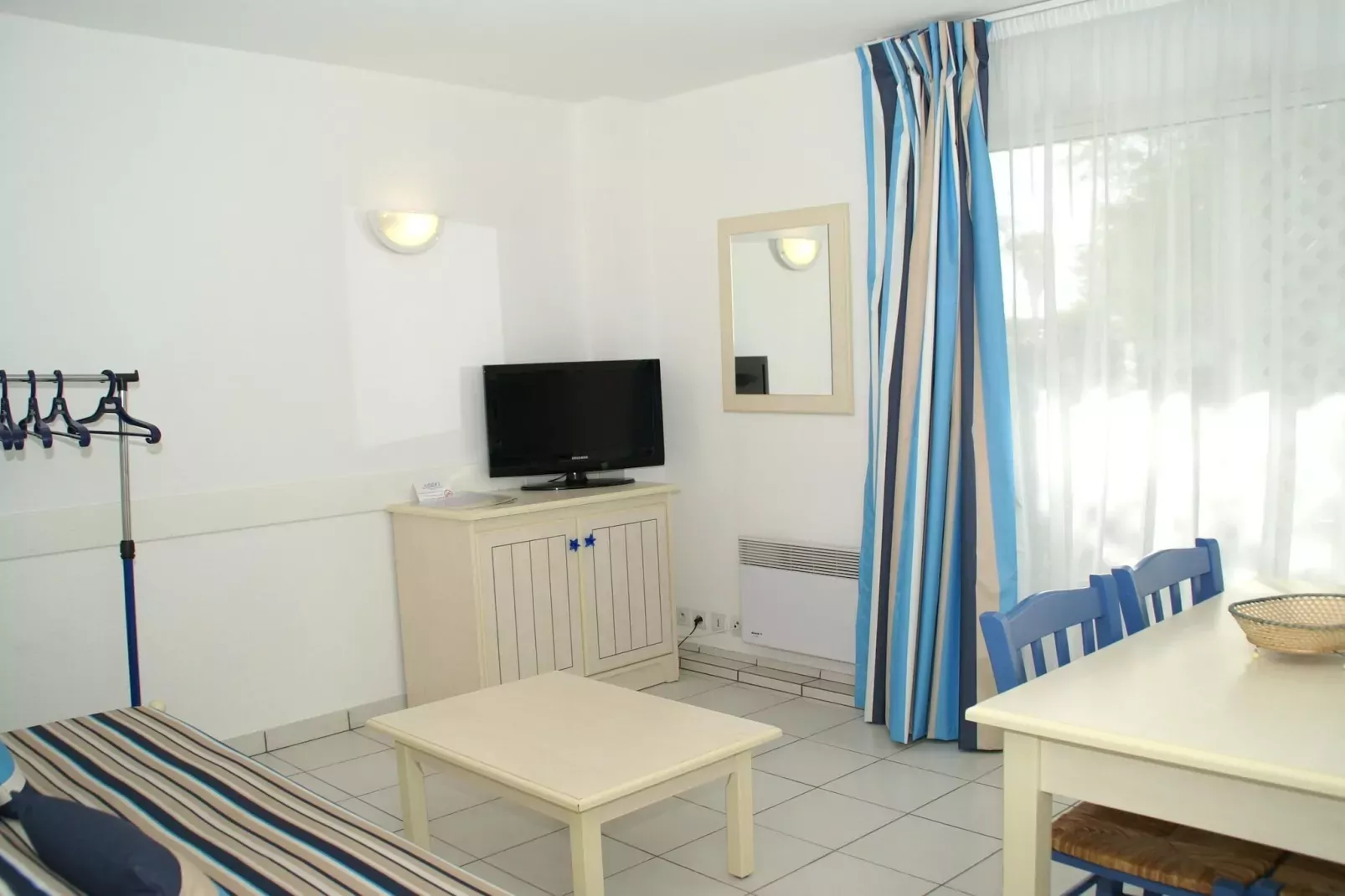 Les Terrasses de Fort Boyard 6-Living room