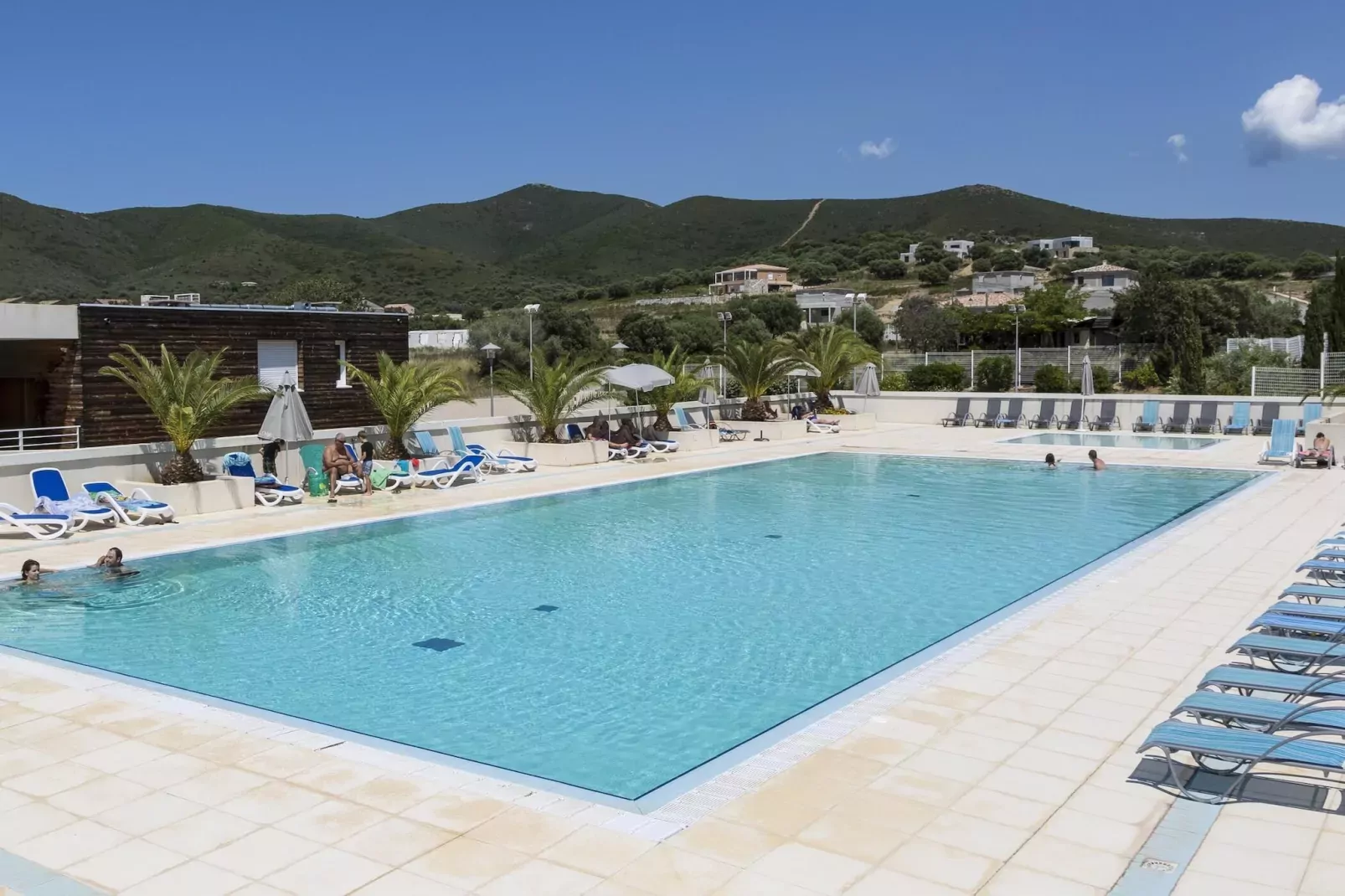 Résidence-Club les Villas Bel Godère 3-Schwimmbad