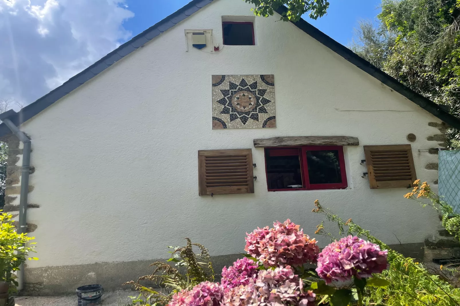 Kerambellec-Exterior summer
