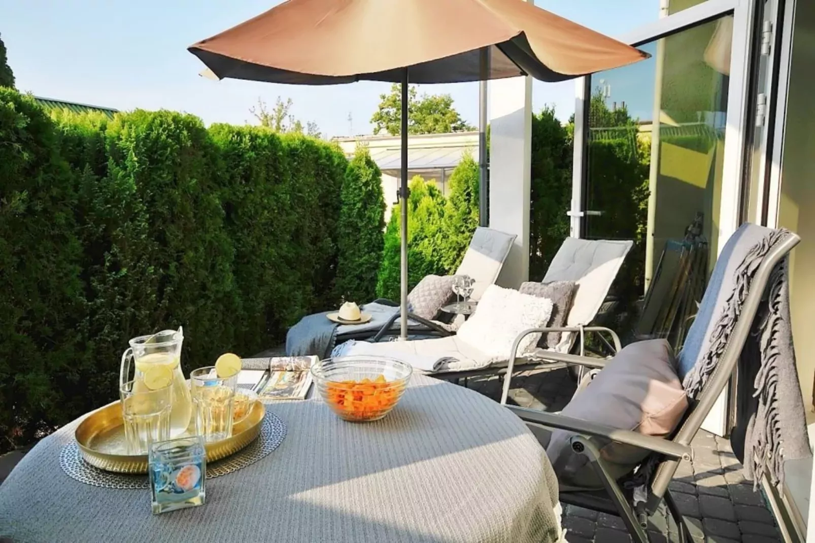Apartament nr 2 50 qm parter Ustronie Morskie-Terrace balcony