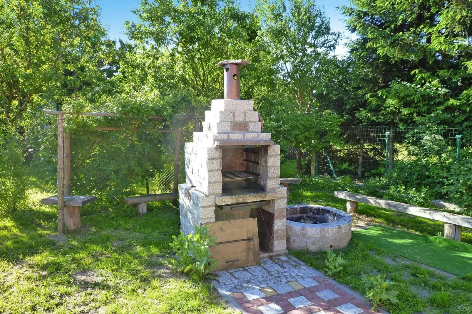 Holiday home, Wiejkowko-Dom, 150 qm-Areas summer 1km