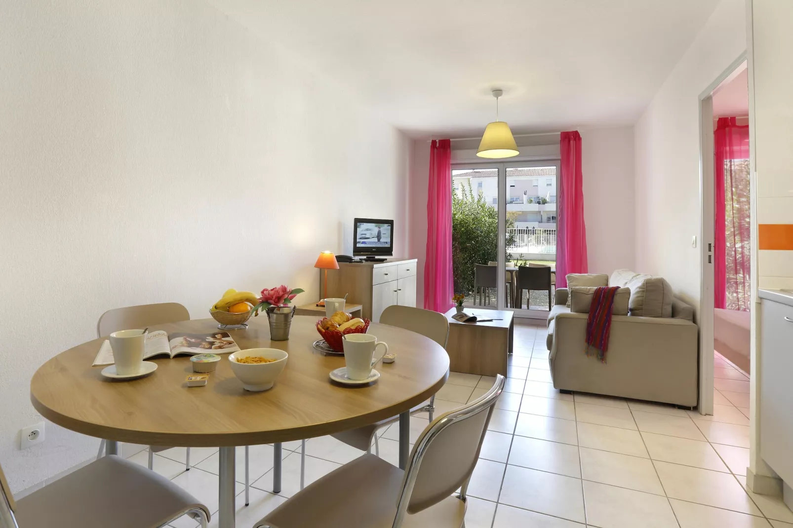 Résidence Cap Camargue Med 3-Dining room