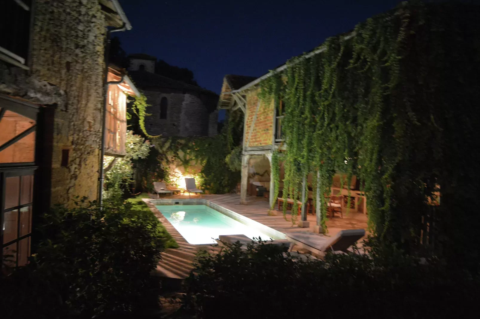 Maison Romaine Romantique-Extérieur été