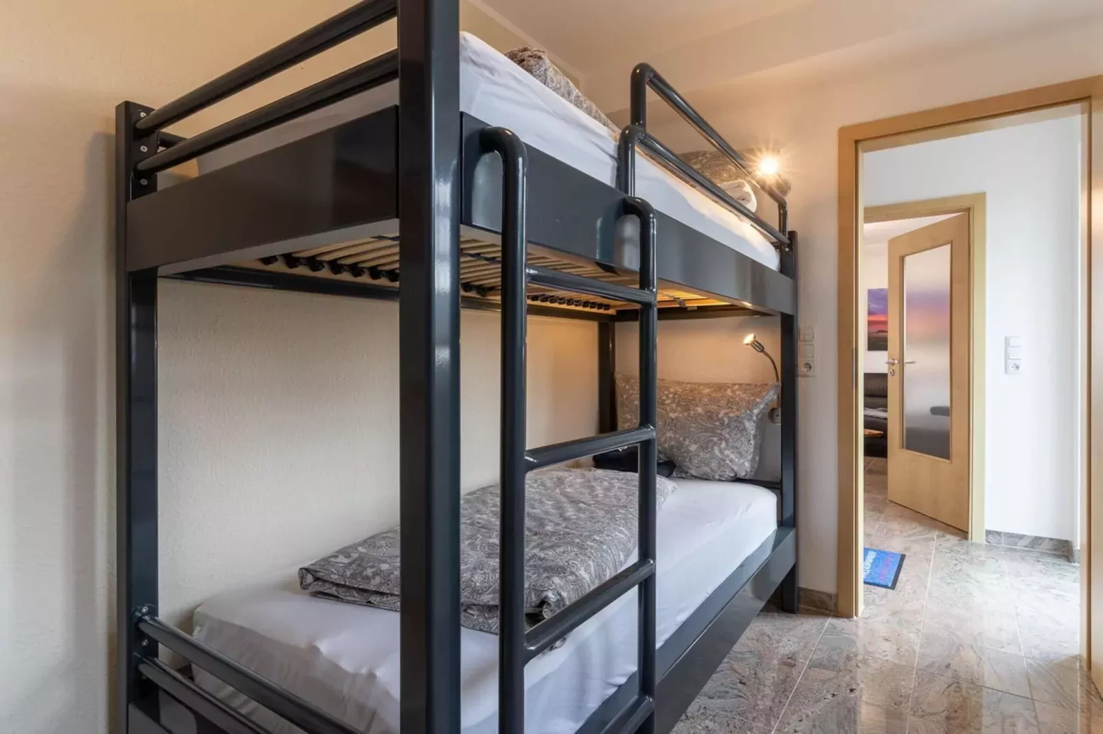 Haus Eriel EG rechts-Schlafzimmer