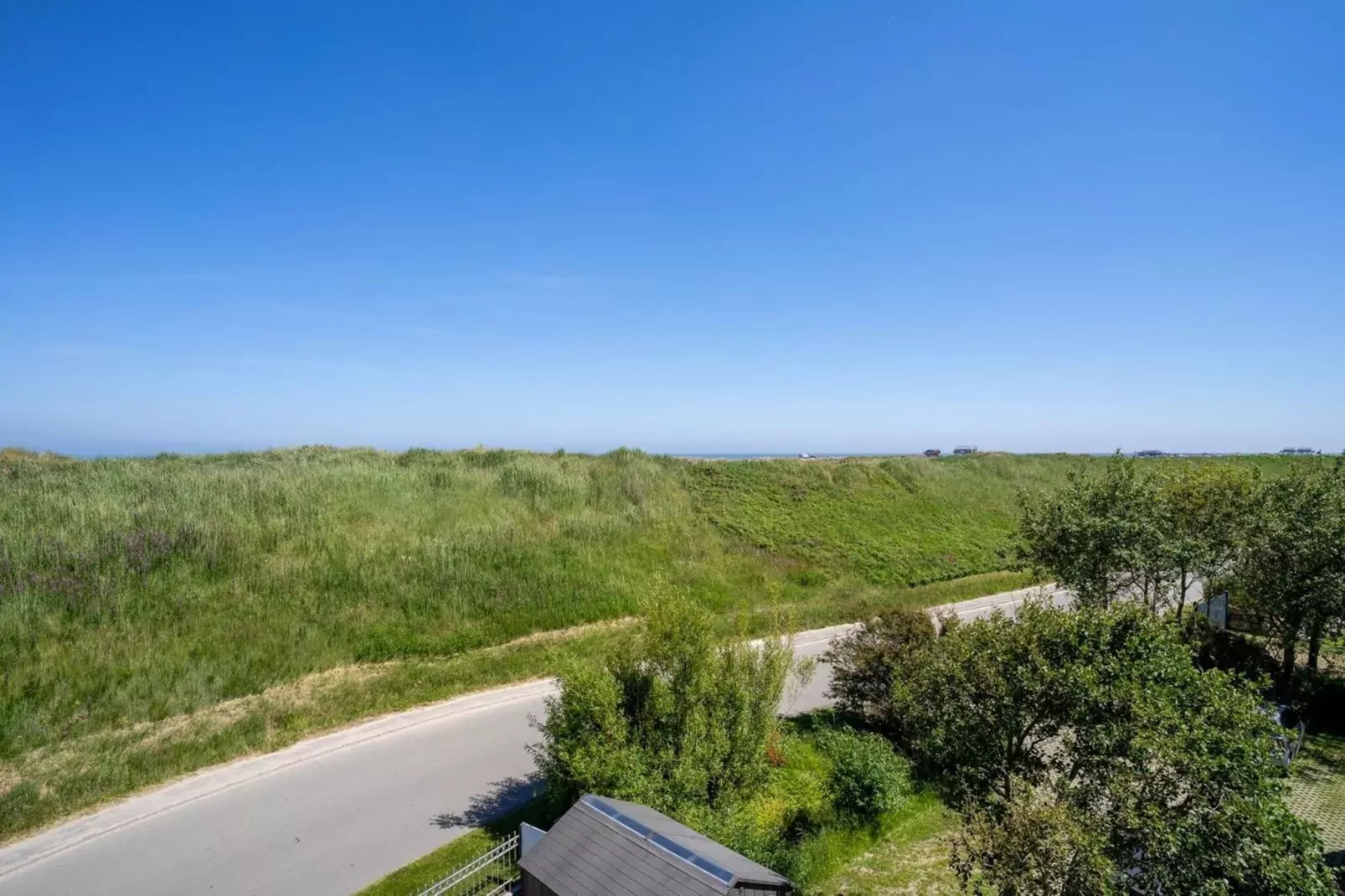 Haus Eriel EG rechts-Aussicht Sommer