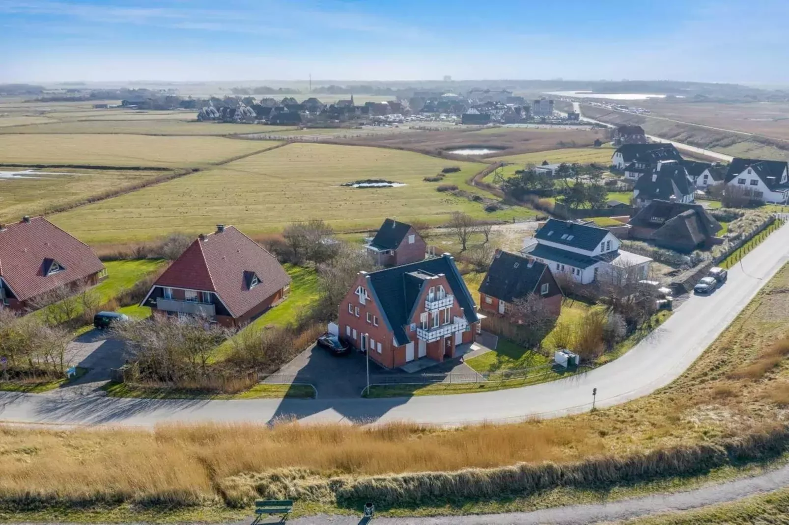 Haus Eriel EG rechts-Gebiete Sommer 1 km
