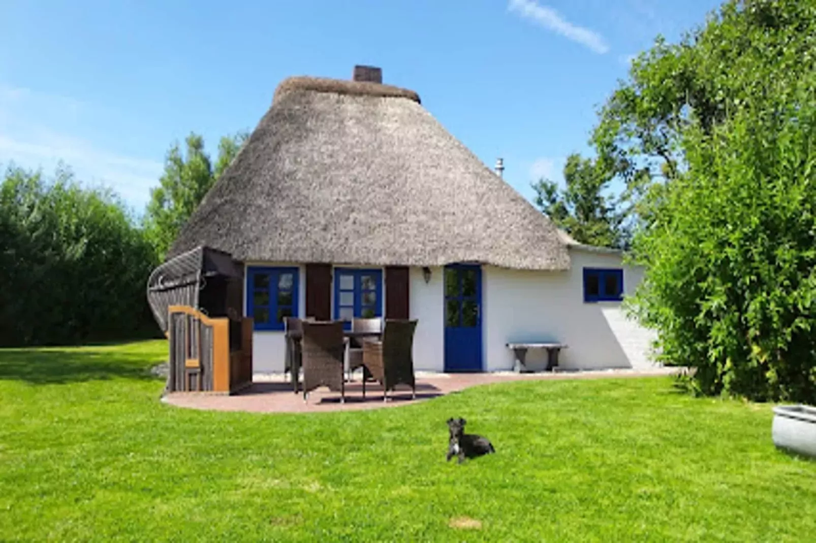 Haus Eriel EG links-Exterior summer