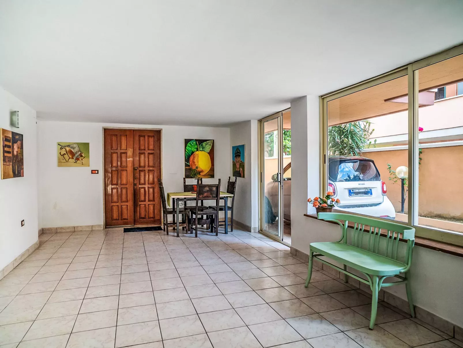 Montesilvano Mare 1-Inside