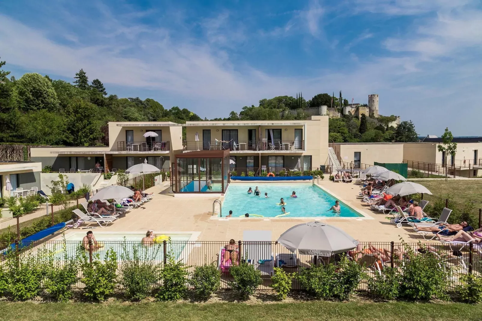 Le Clos Saint Michel 1-Pool
