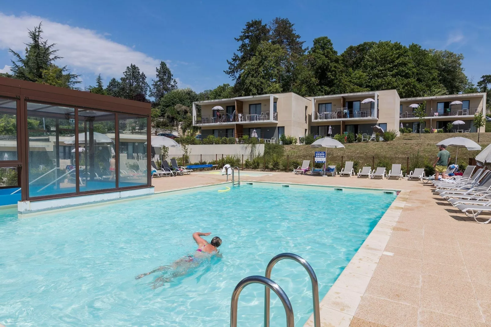 Le Clos Saint Michel 2-Pool