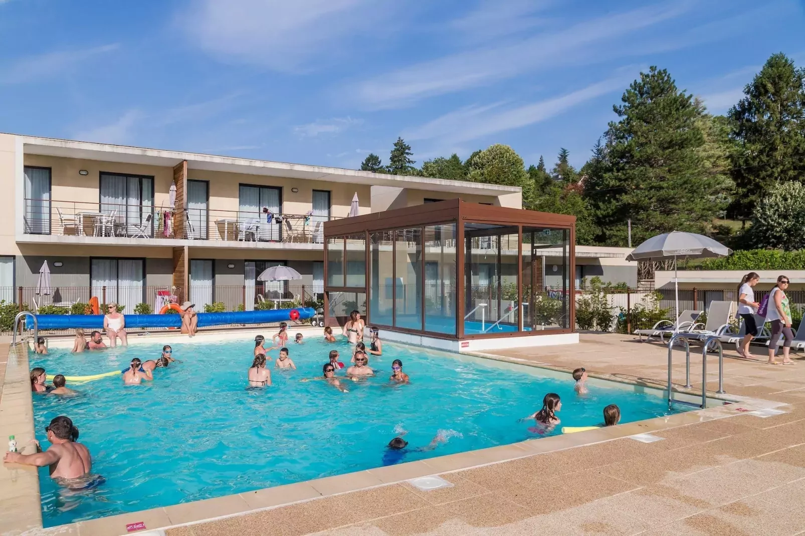 Le Clos Saint Michel 2-Pool