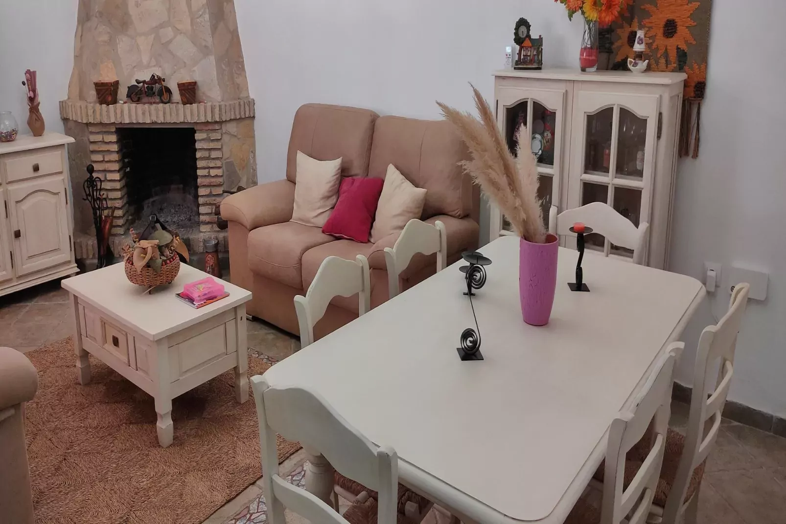 La Redondela-Living room