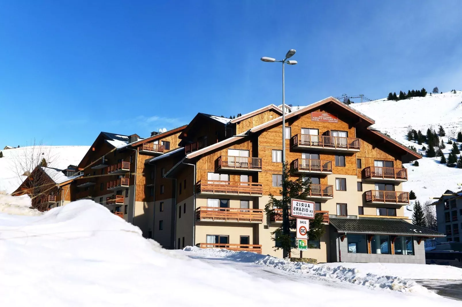 Les Balcons d'Auréa 1-Exterior winter