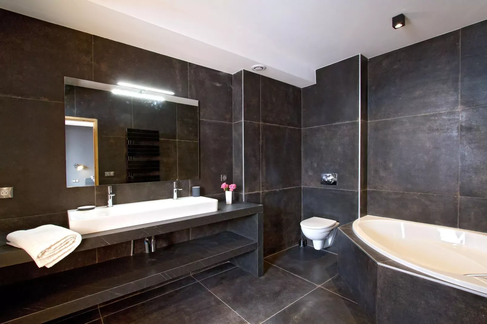 Nuance de Bleu-Bathroom
