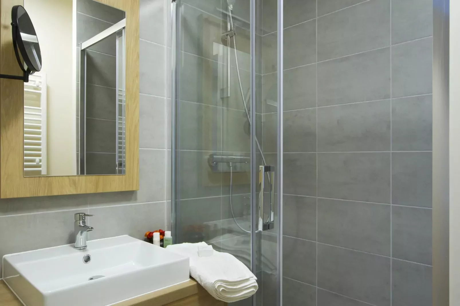 Résidence l'Éclose 1-Bathroom